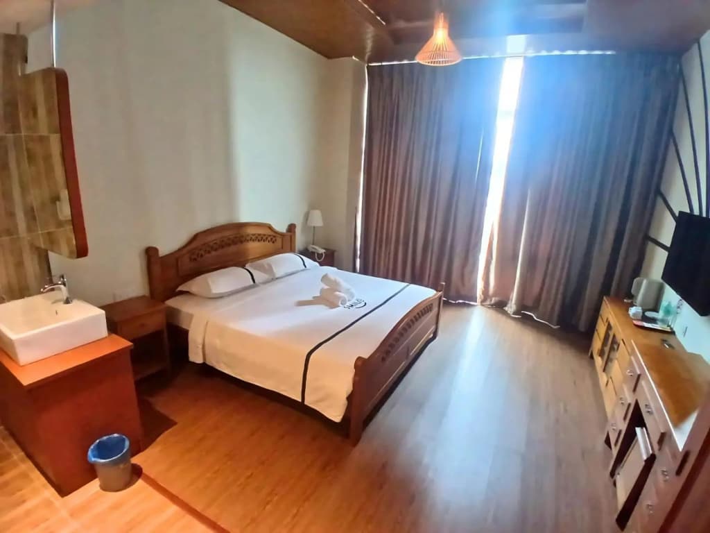 Top Holiday Hotel @ The Mines Seri Kembangan - photo 28