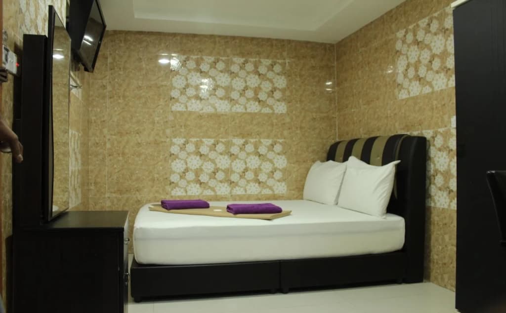 New Wave Hotel Rawang - photo 11