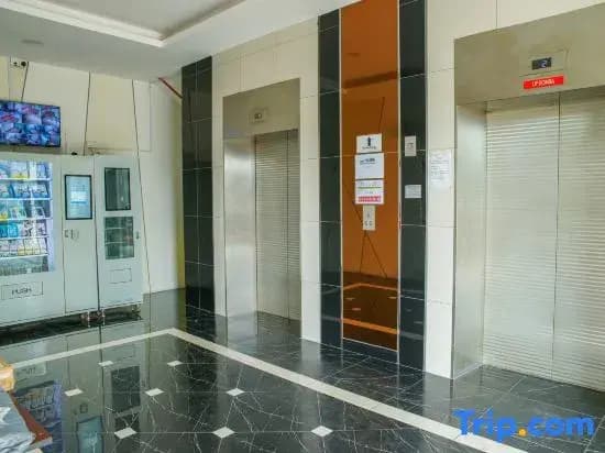 The Sun Executive Suite - photo 2