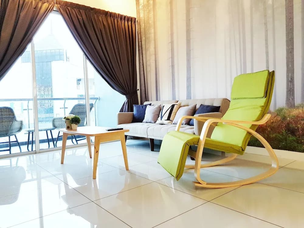 Teiw Family Homestay at Skypod Residence Puchong - photo 7