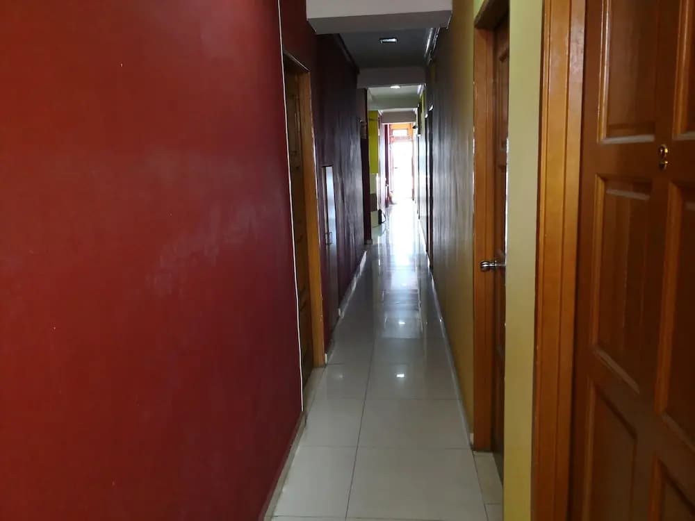 Lucky Budget Hotel - photo 14