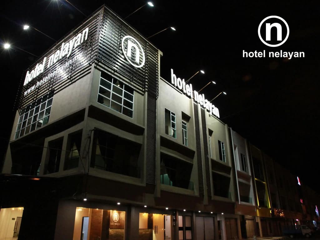 Hotel Nelayan - photo 1
