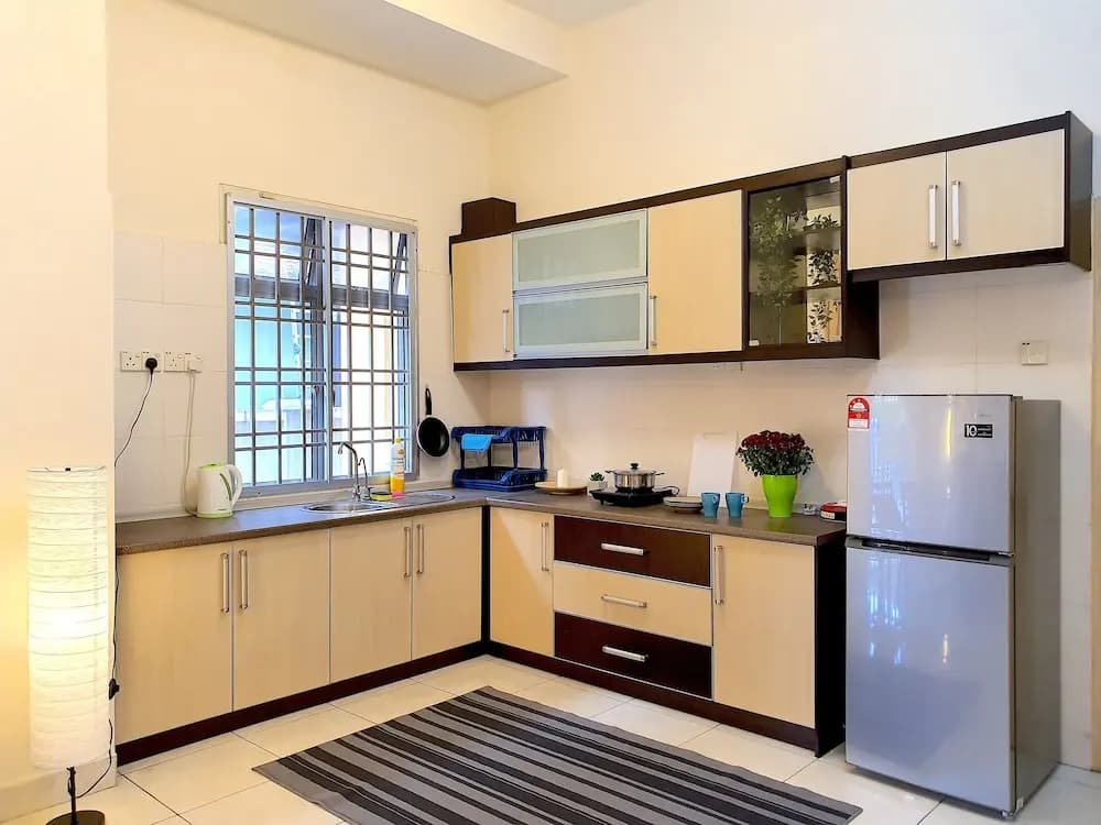 Kota Kemuning Private House by BeeStay - photo 11