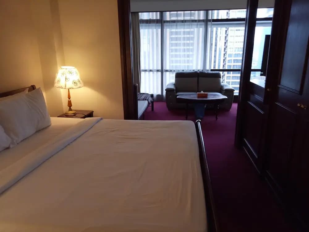 Real Point Suites at Times Square - photo 5
