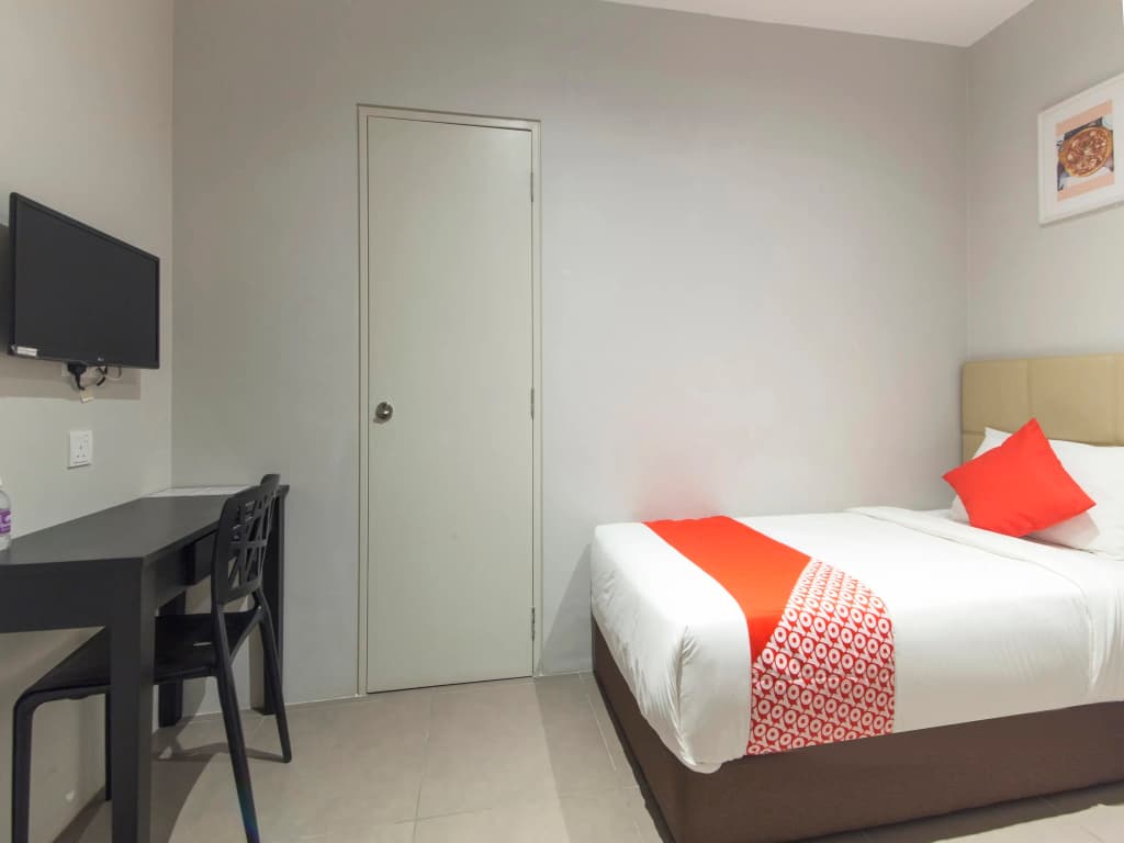 Super Oyo 1191 Yootel Boutique Hotel - photo 35