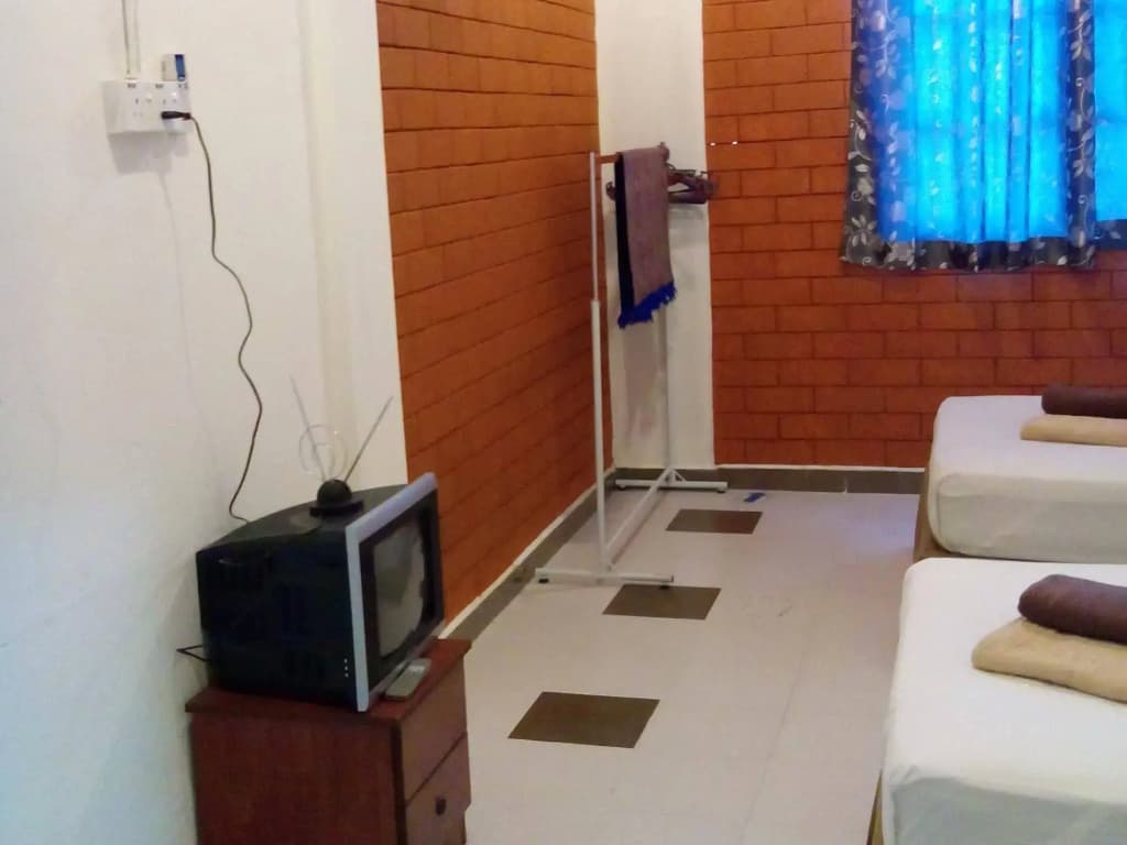 Al-inshirah Inn - photo 17