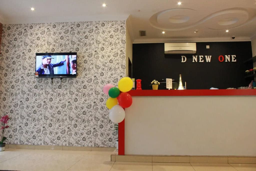 D New 1 Hotel Near Sunway Pyramid, 6 Min Only - photo 2