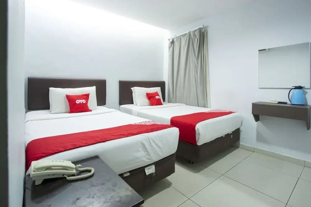 Oyo 90624 Thank Q Inn 4 - photo 3