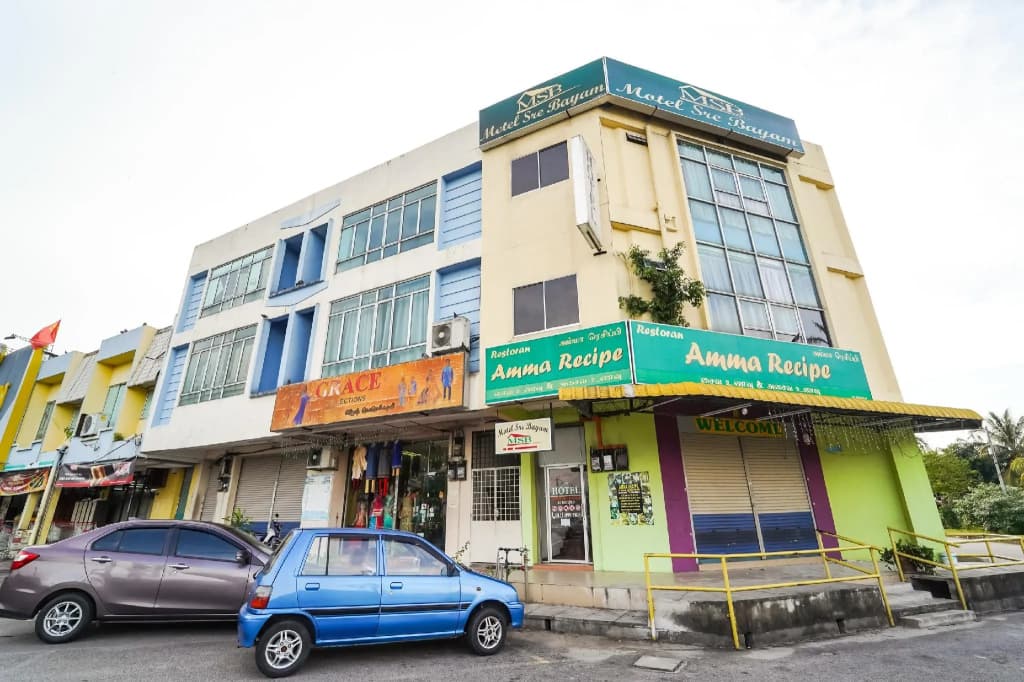 Oyo 44058 Motel Sre Bayam - photo 7