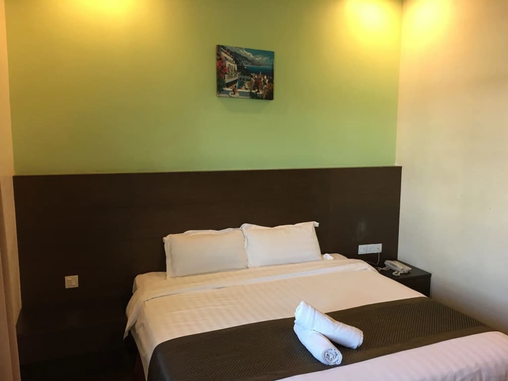 Hotel Lintas Plaza - photo 6