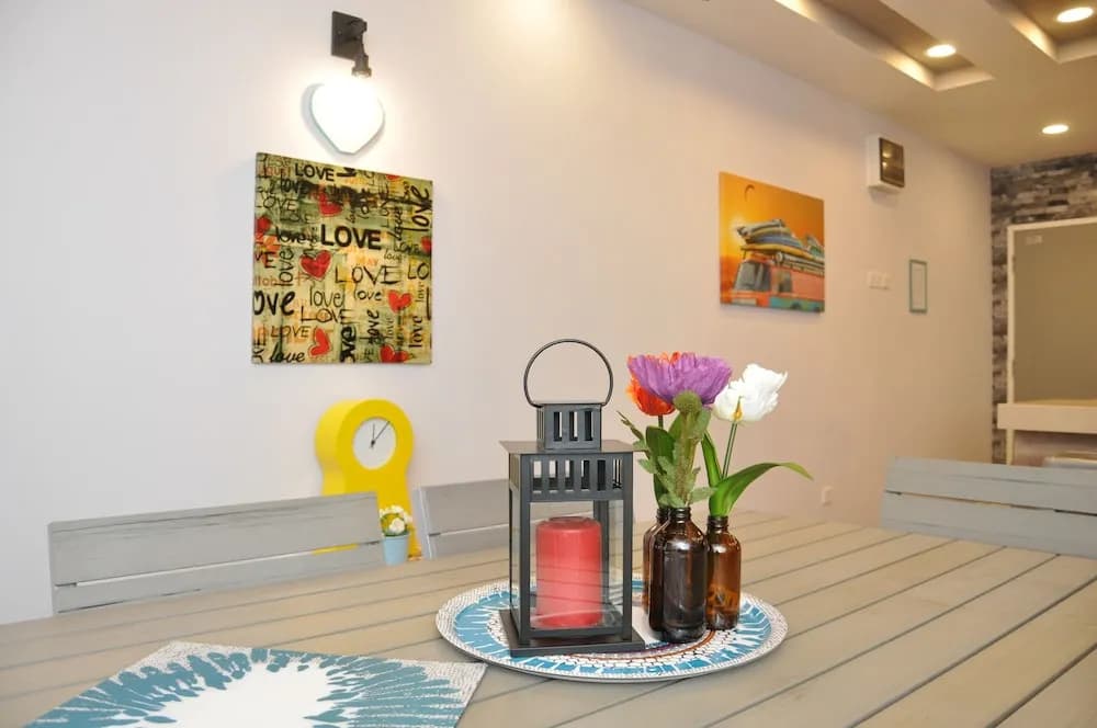 Lawang Suite Apartment With Balcony - photo 14