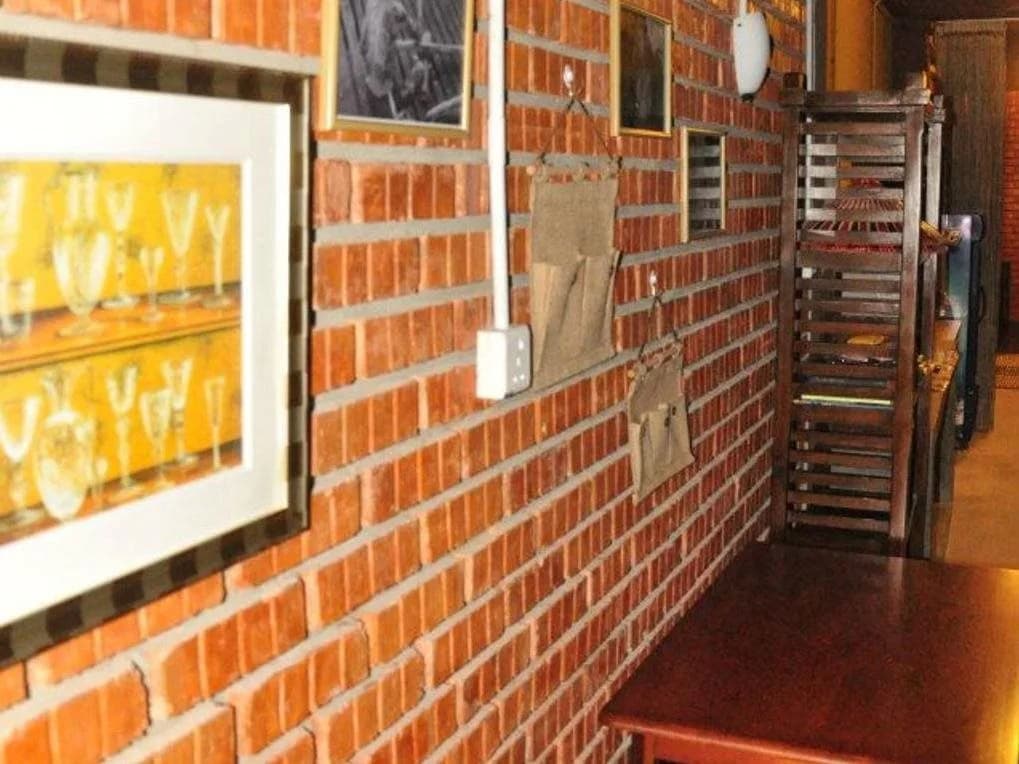 Batu Bata Guesthouse - photo 9