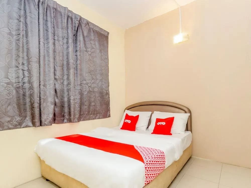 OYO 89703 B Link Hotel - photo 5