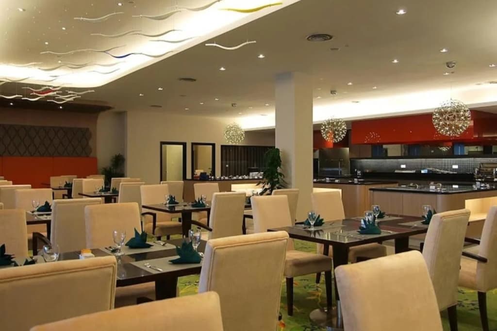 Imperial Hotel Kuching - photo 31