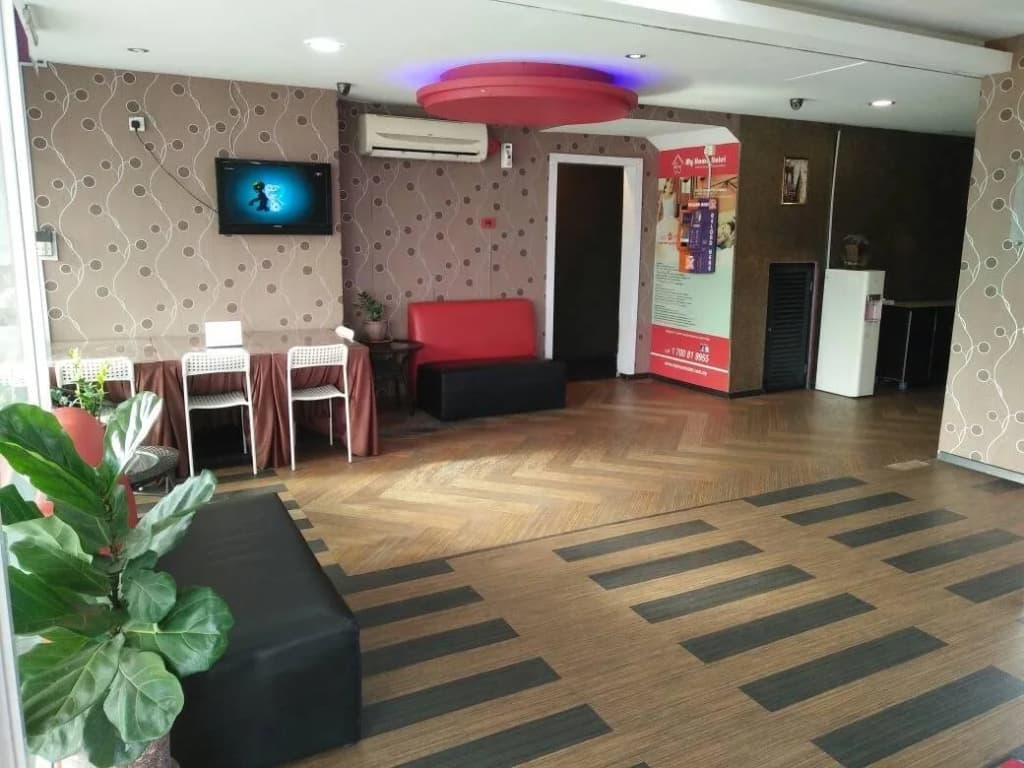 My Home Hotel Cheras Selatan - photo 2