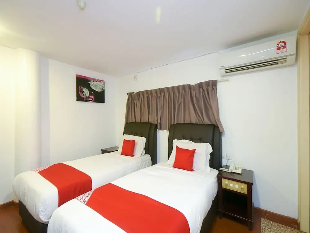 Dragon Inn By OYO Rooms - photo 3