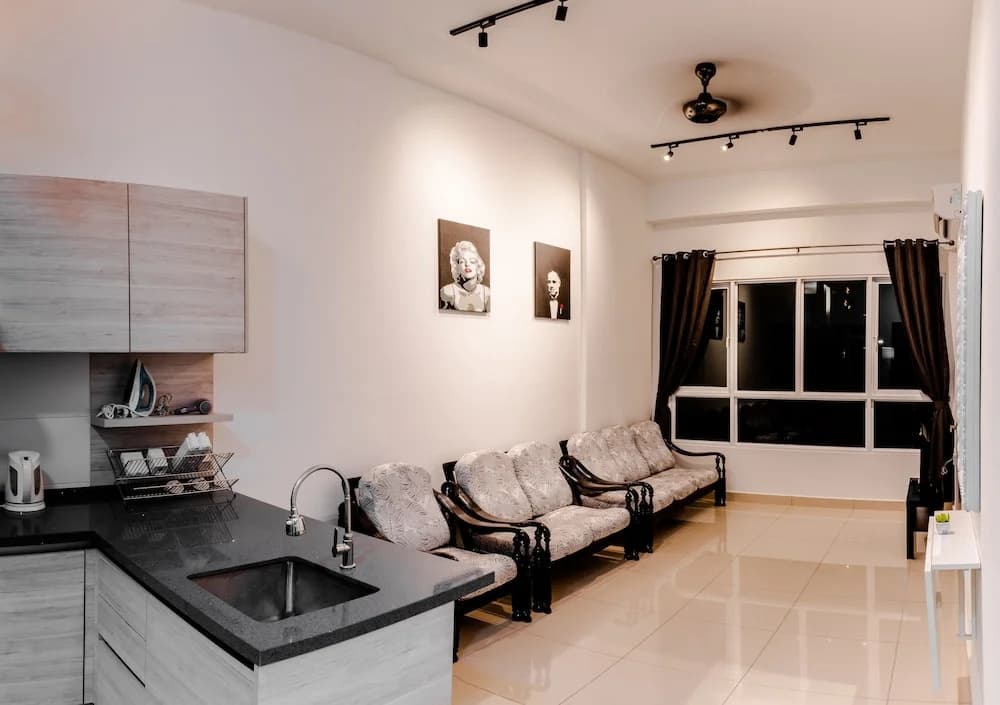 Queens Suite by D Imperio Homestay - photo 12