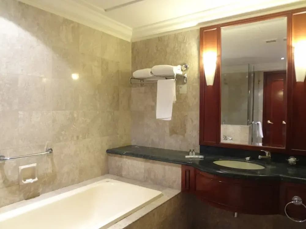 KL Super Suite at Times Square - photo 10