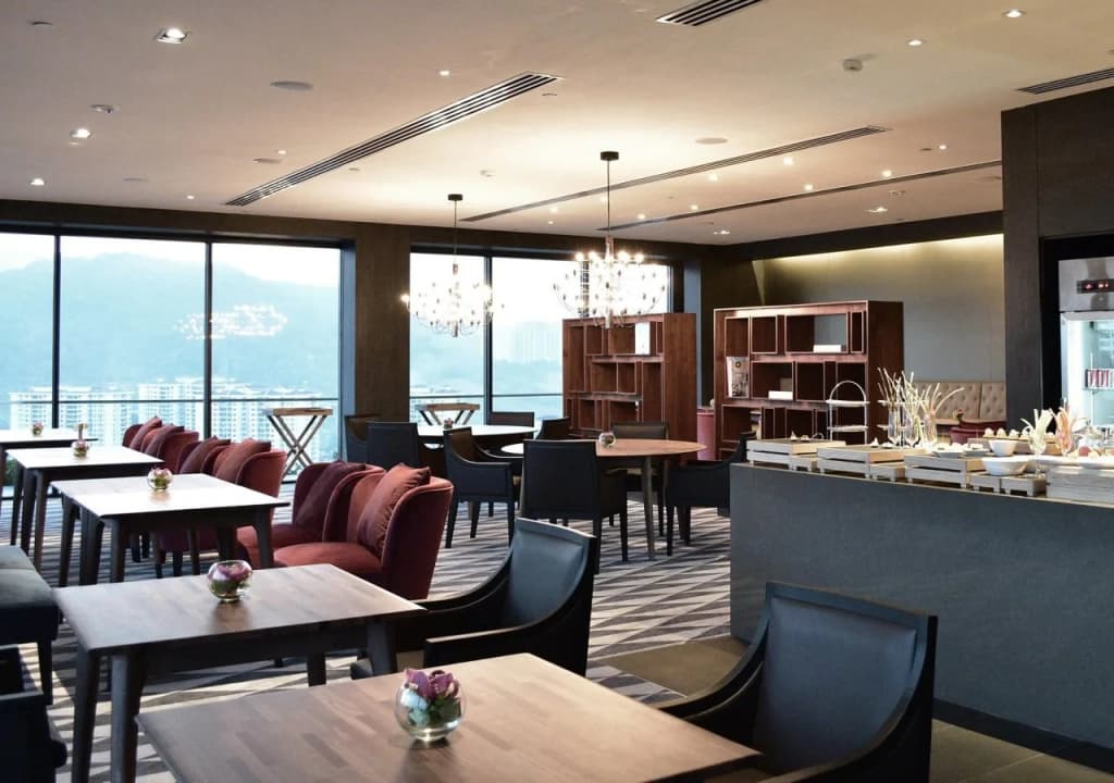 G Hotel Kelawai - photo 28