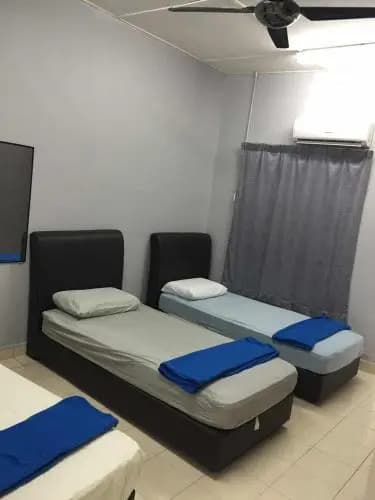 Cw Guest House 18Pax - main photo