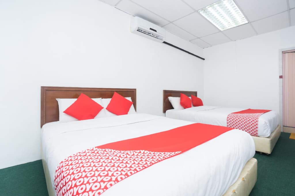 OYO 757 MFU Firdaus Hotel - photo 4