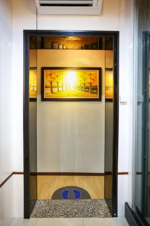 New Dawn Hotel - photo 3
