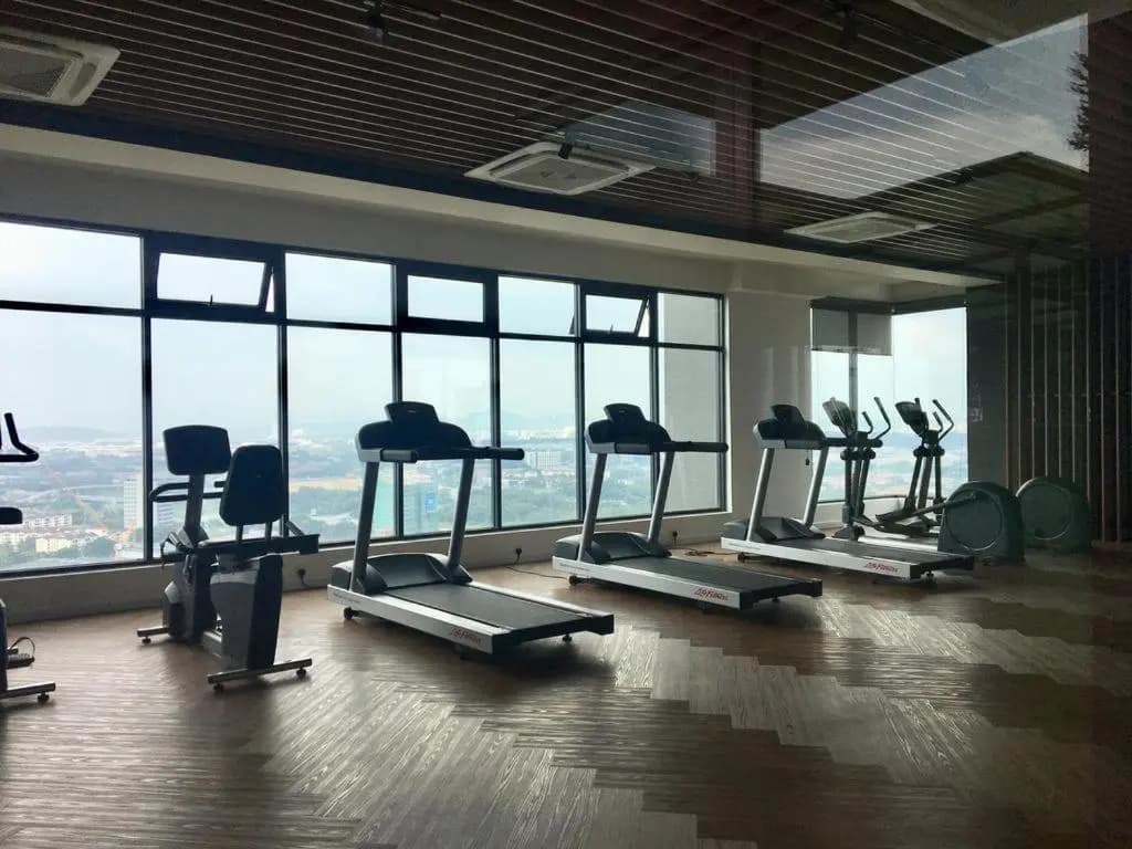 Luxury Homestay at Emira Residence - photo 15