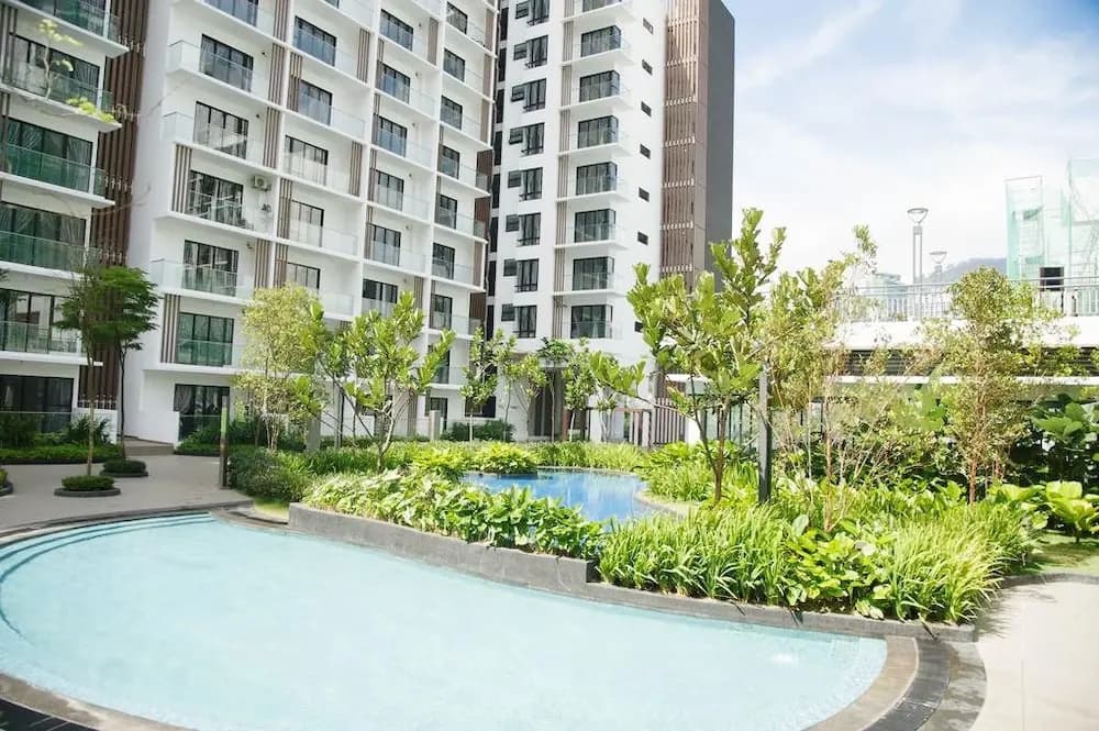 OwnAStay Midhill by Symphony Suite - photo 13