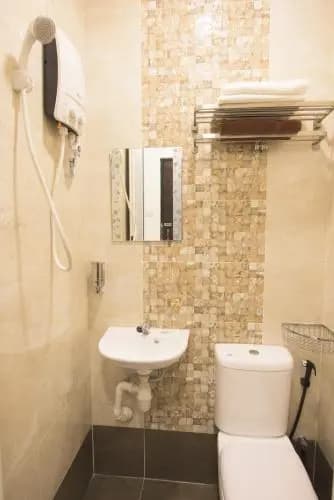 Ltl Guesthouse - photo 5