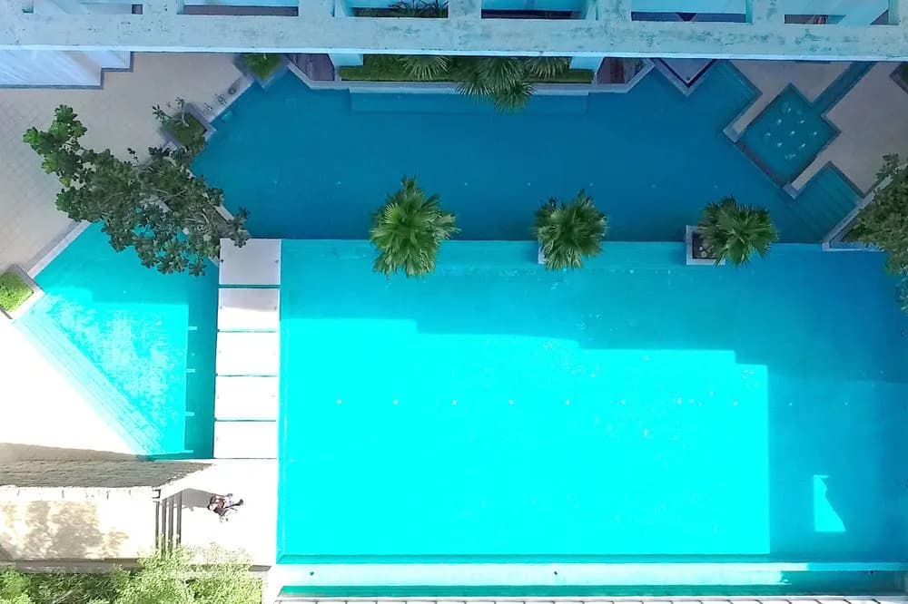 The Manor Luxury Suites & Apartments - photo 11