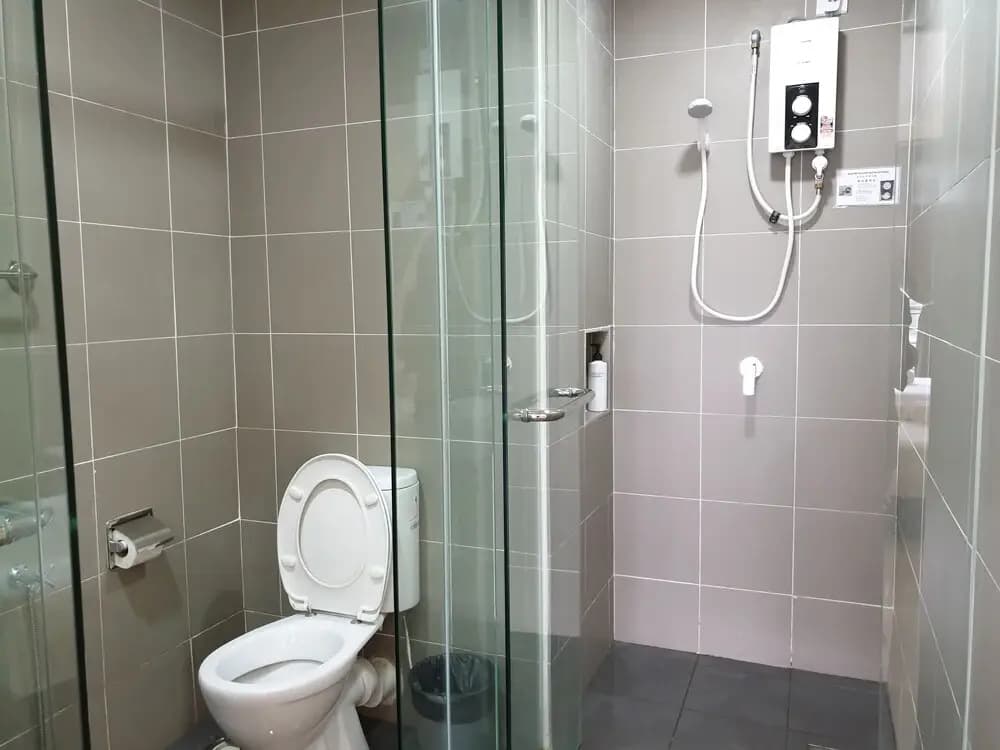 2 Bedroom Near Airport at Aeropod Sovo Studio - photo 7