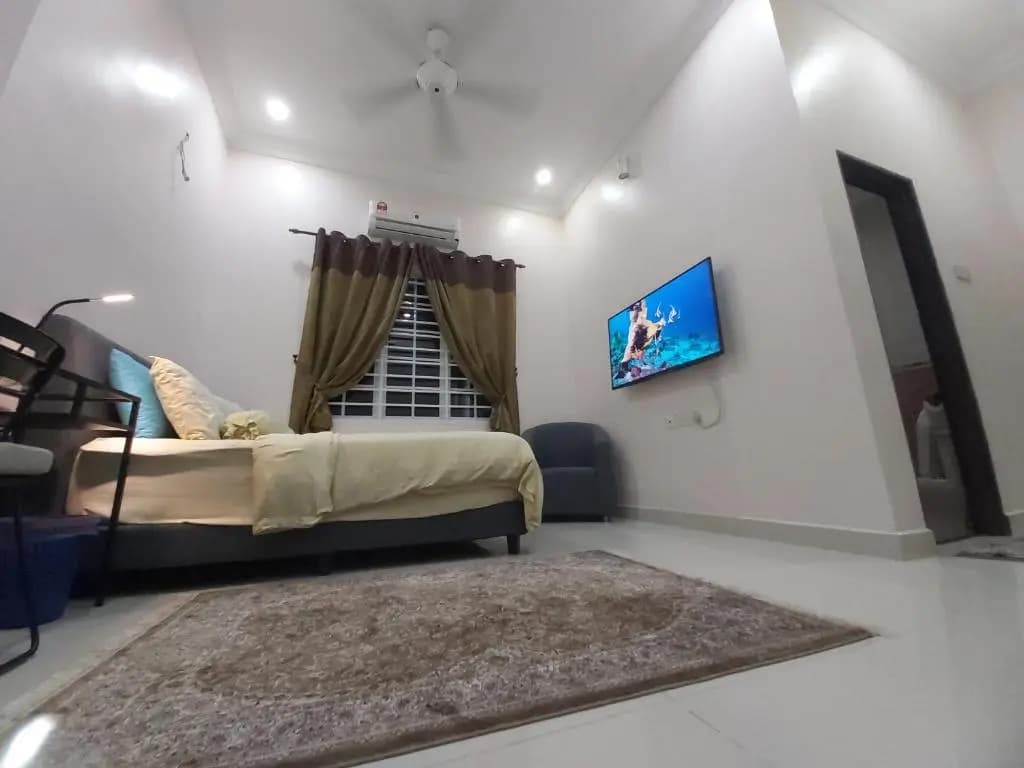 Homestay Villa Solihin Sungai Buloh - photo 3