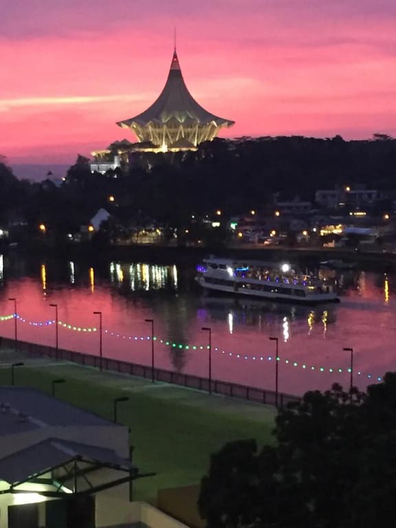 Woodpecker Lodge Kuching - photo 15