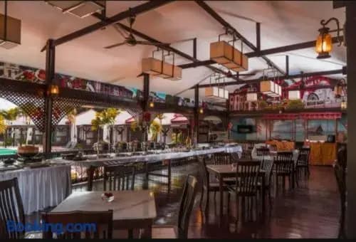 Shah's Beach Resort - photo 11
