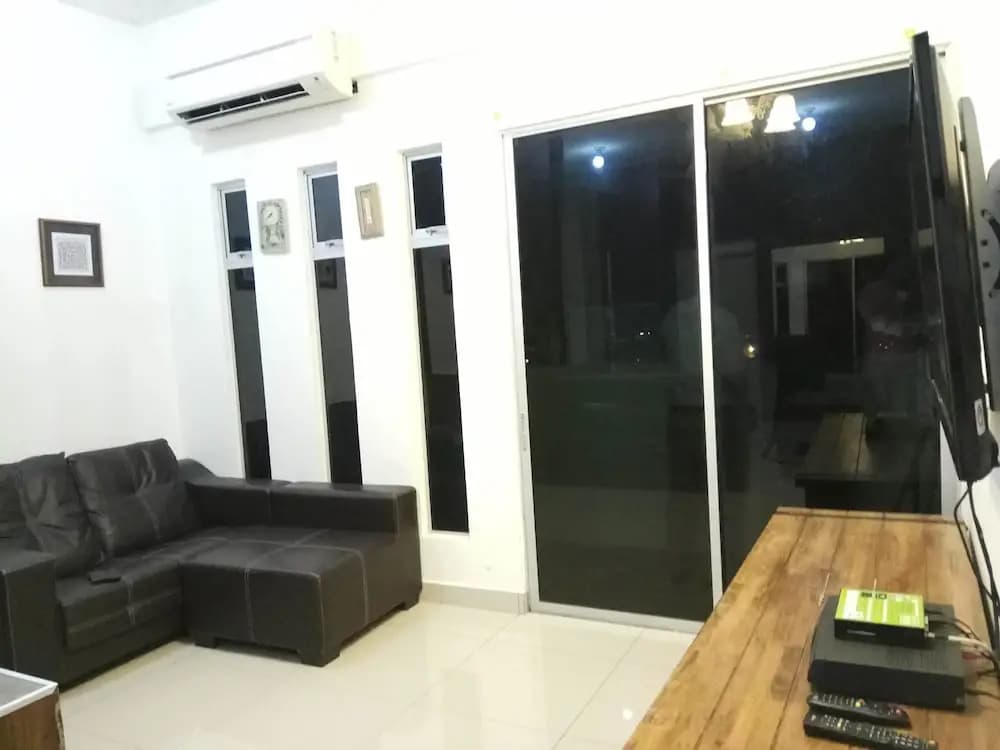 KBCC Service Apartment by iHost - photo 4