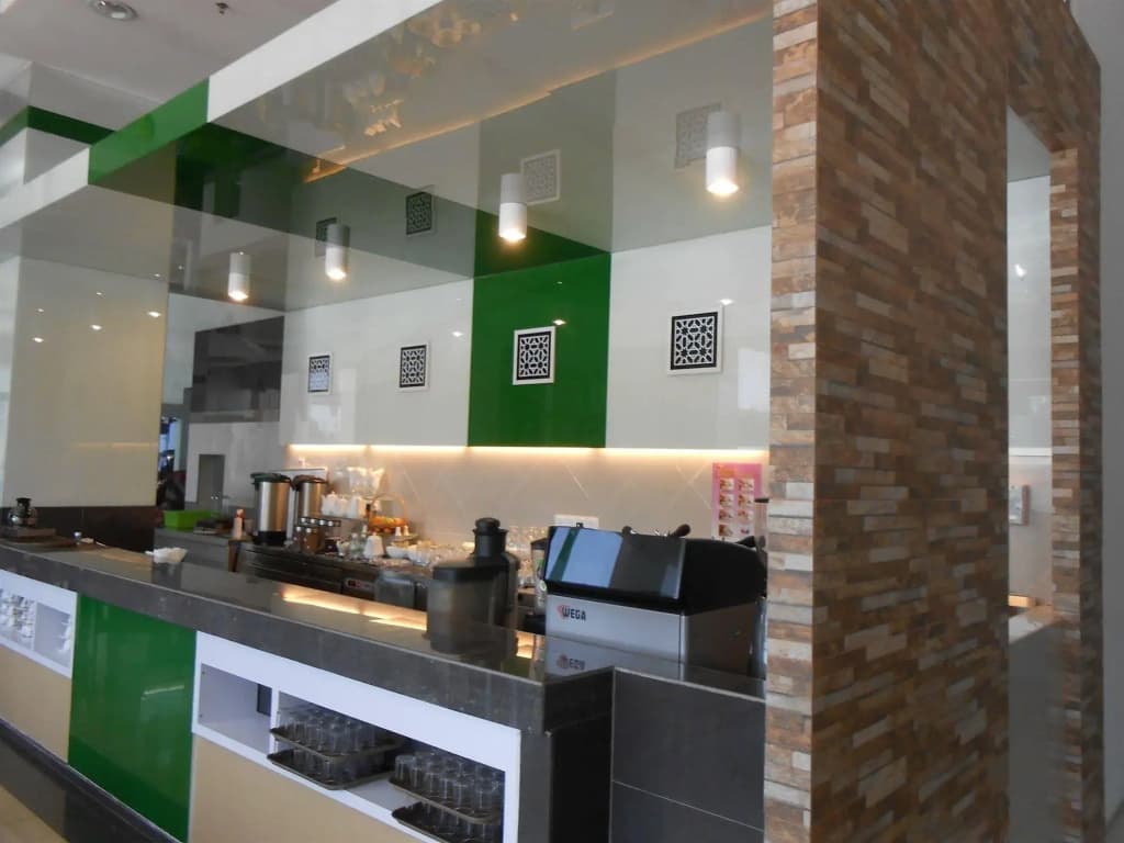 HIG Hotel & Convention - photo 20