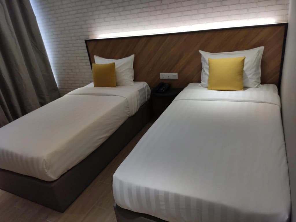 Hotel 99 Seri Kembangan - photo 4
