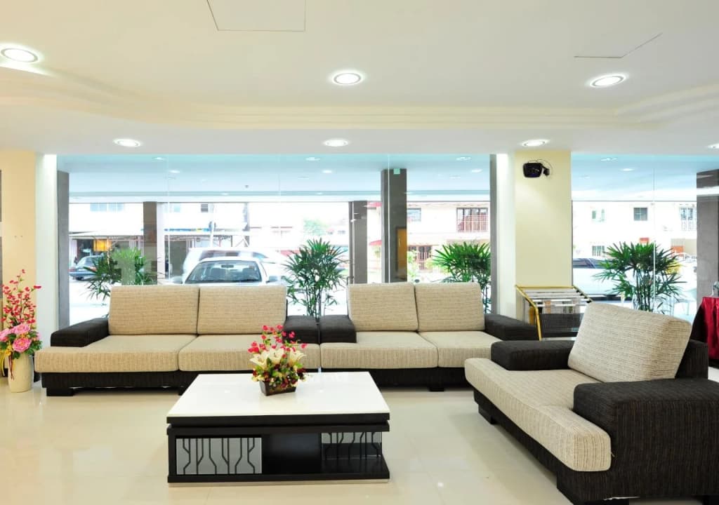 Hallmark View Hotel - photo 2
