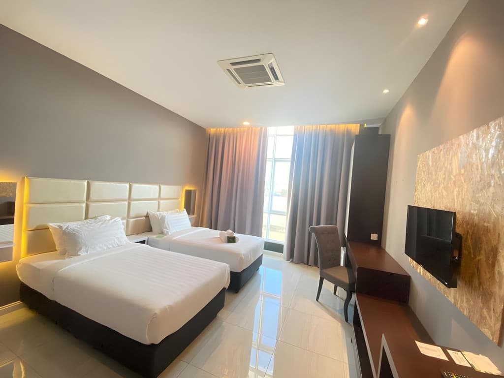 Stirling Suites - photo 13