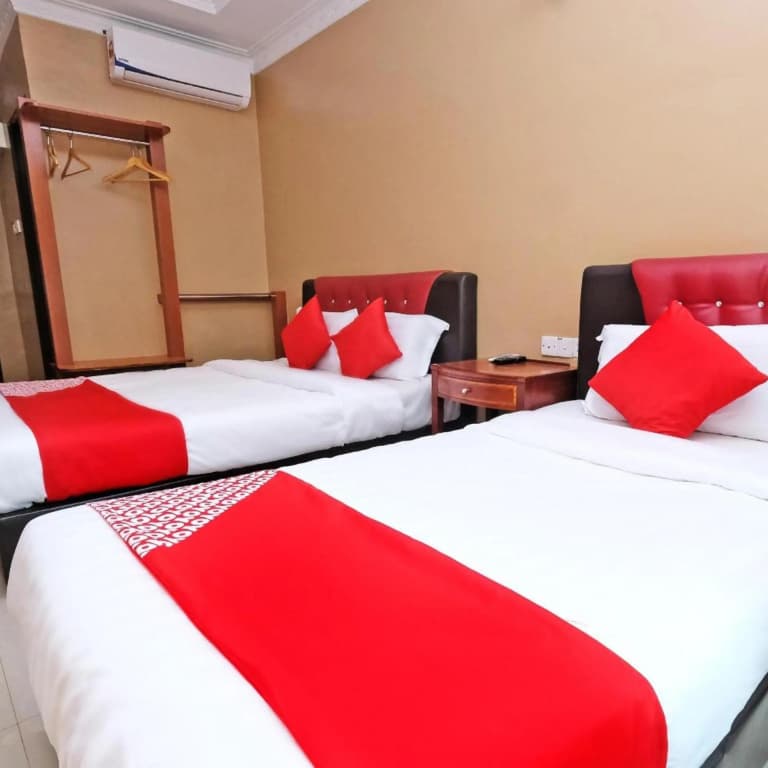 Swing & Pillows @ Ayuni Hotel, Bangi Selangor - photo 32