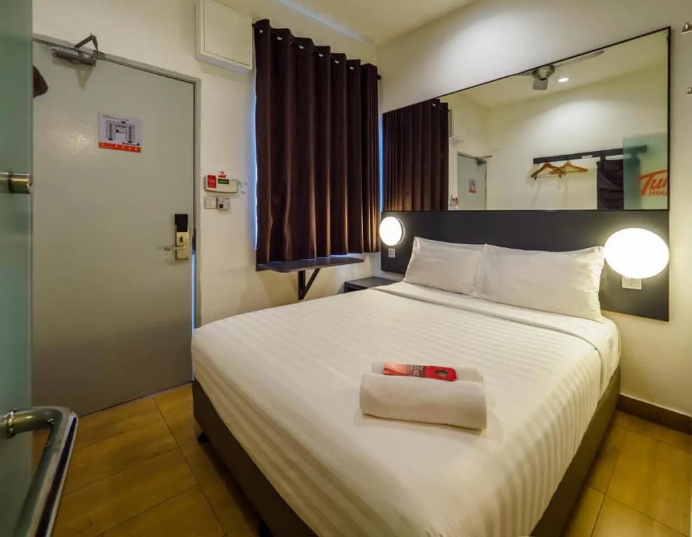 Tune Hotel KLIA Aeropolis - photo 45