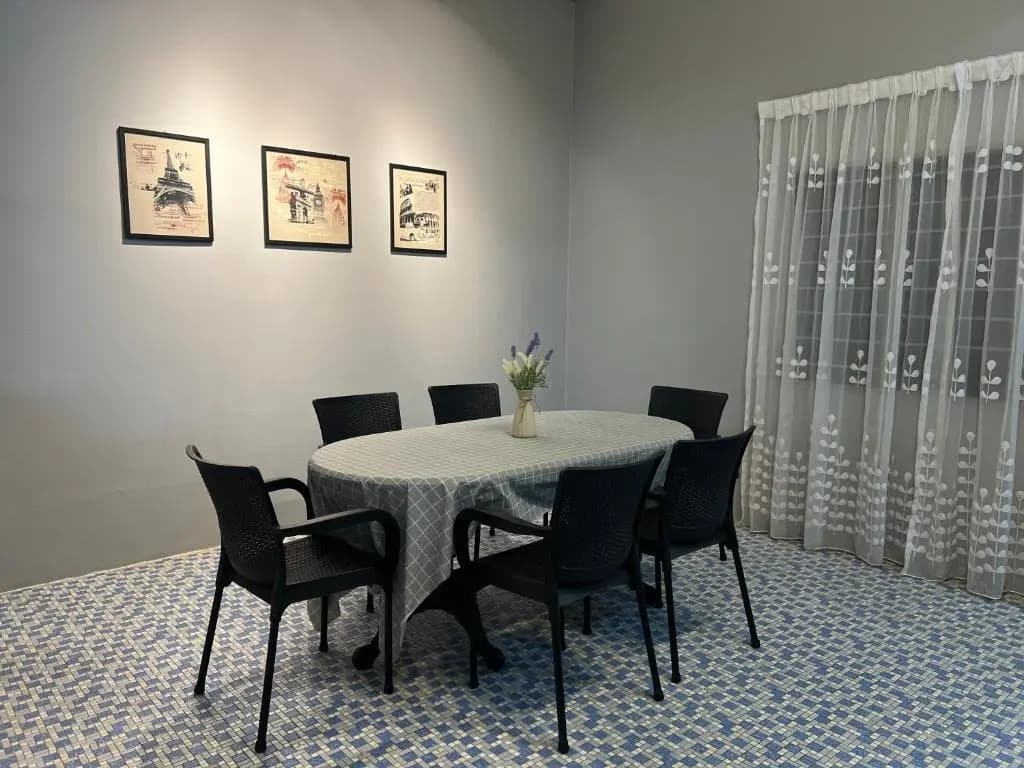 You&Me Corner Lot Homestay 17PAX - photo 3