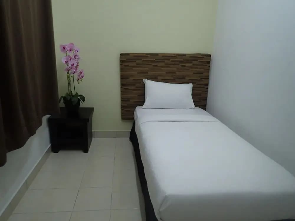 Ar-Raudhah Service Apartments - photo 6