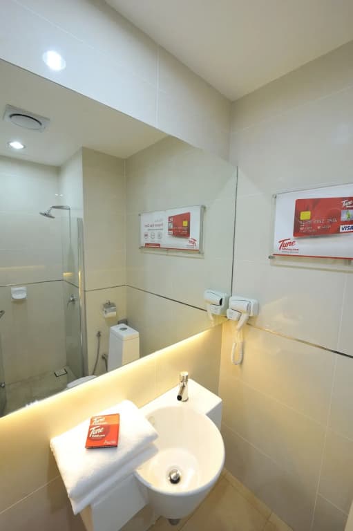 Tune Hotels - 1 Borneo, Kota Kinabalu - photo 7