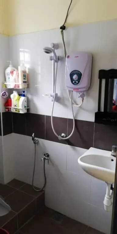 KS 88 Terrace Homestay 15Pax 4R2B nearby LotusTesco - photo 4