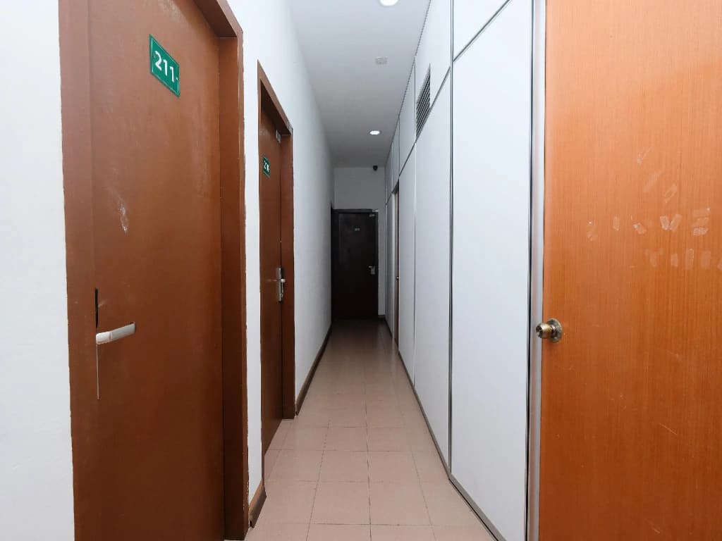 OYO 850 Gold Star Hotel - photo 9