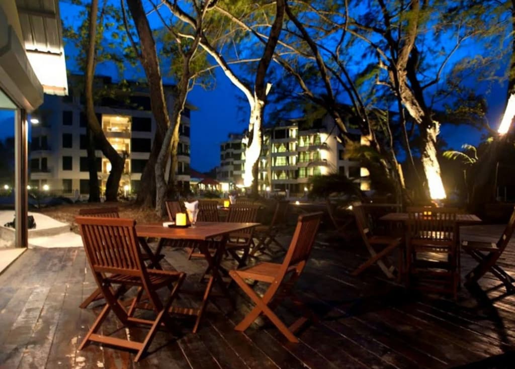 Samsuria Beach Resort & Residence - photo 18