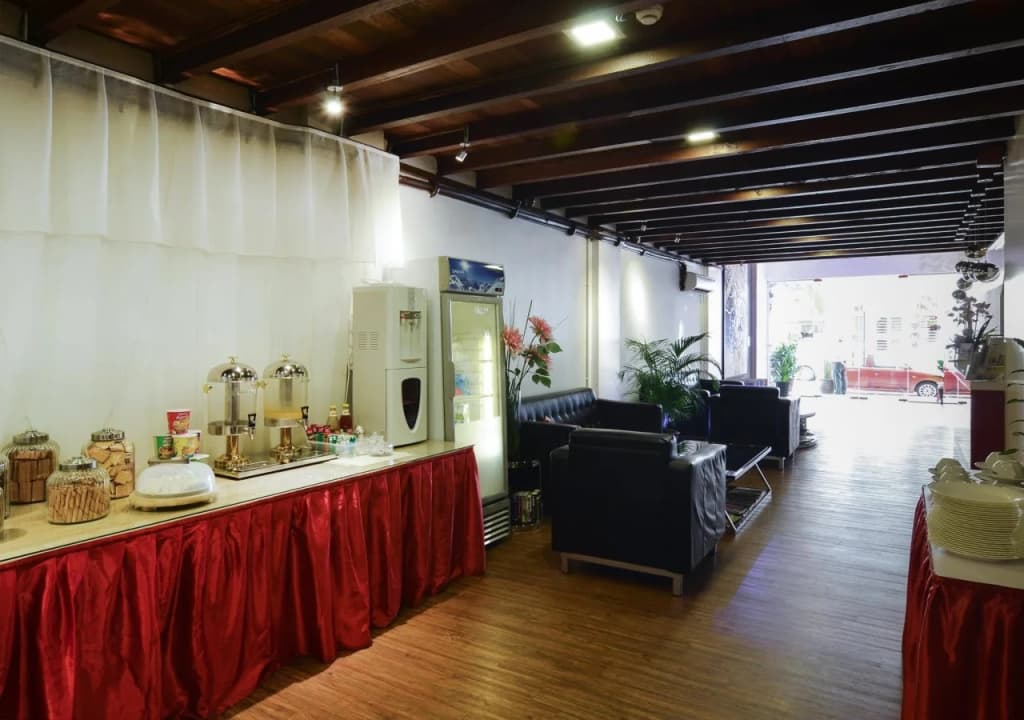 Apollo Inn - Hostel - photo 18