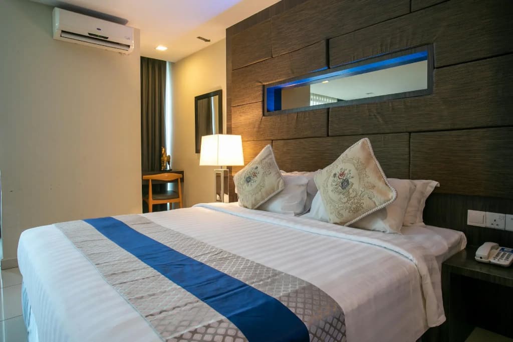 Sky Hotel Kota Kinabalu - photo 37