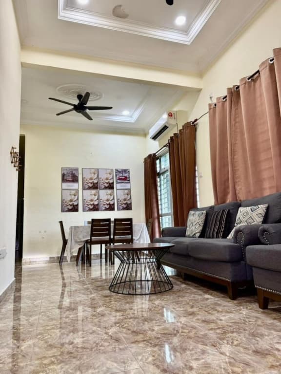 Homestay Selesa KPB Guest House - photo 10
